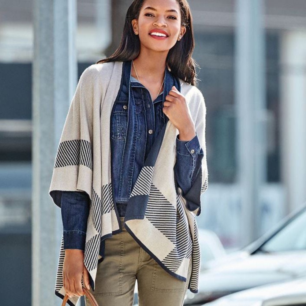 Cabi Reversible Wrap Sweater Poncho Sz XS/S